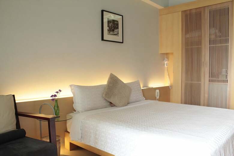 Hotel Riverside Inn