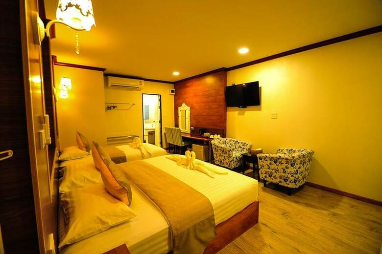 Hotel Lenoi Buri