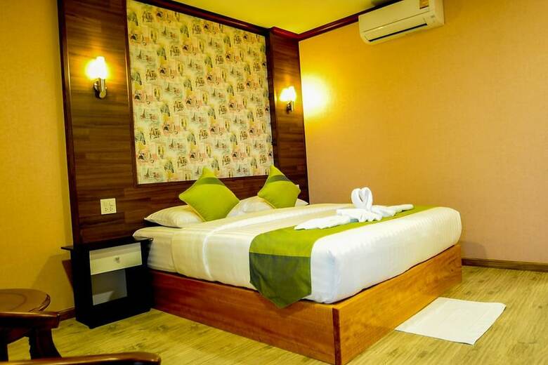 Hotel Lenoi Buri