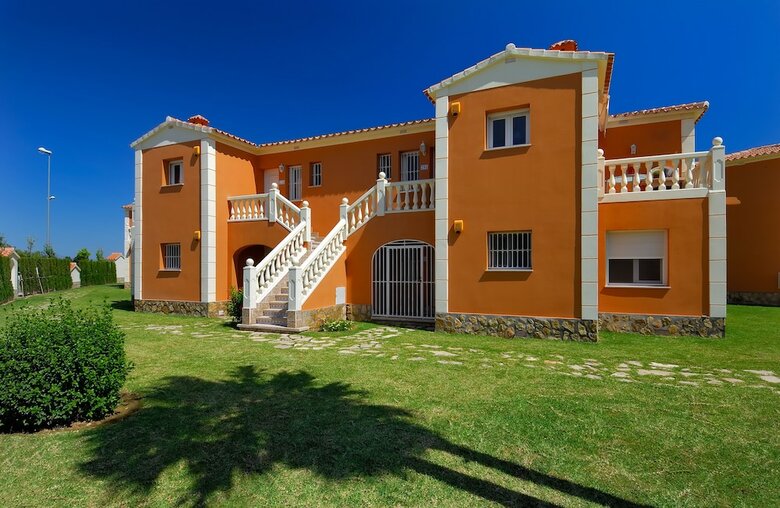 Apartamentos Y Villas Oliva Nova Resort