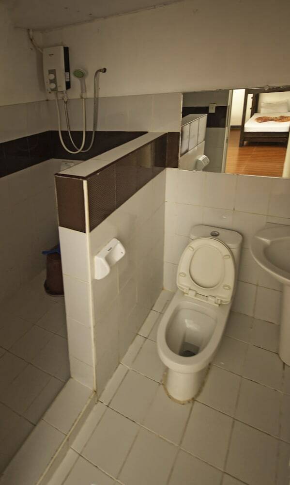Hotel Pagudpud Rinnovati Beach Resort