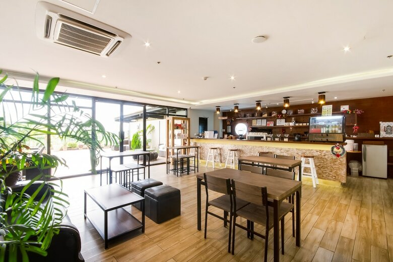 Capitol O 261 Rumah Highlands Hotel