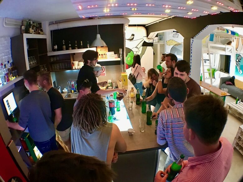 Hostal Whole Wide World Hostel & Bar