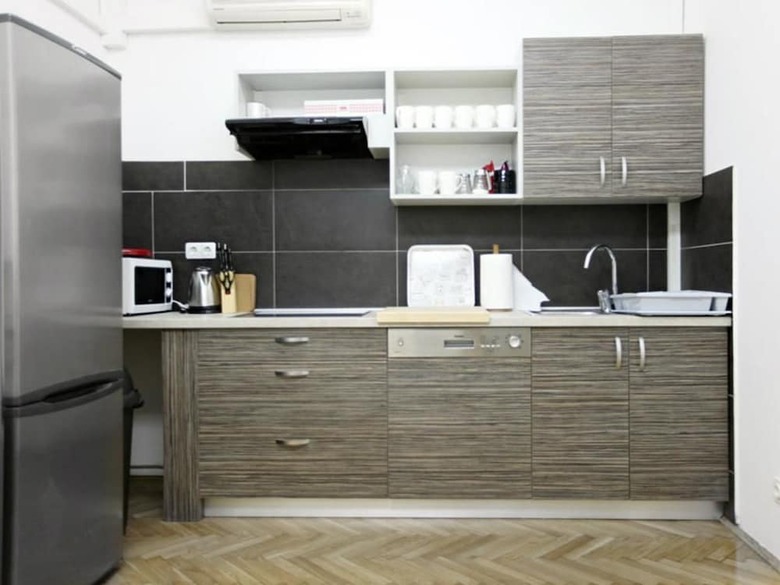 Hostal Whole Wide World Hostel & Bar