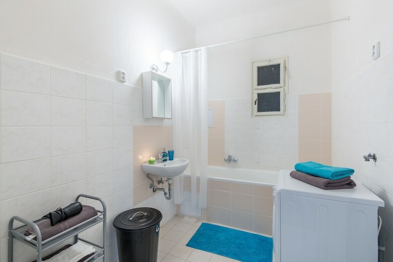 U Nemocenske Pojistovny Apartment