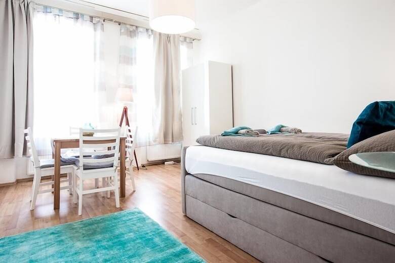 Holiday & Business Apartments 1160