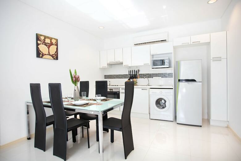 Luxury 3 Bedroom Apartment - A