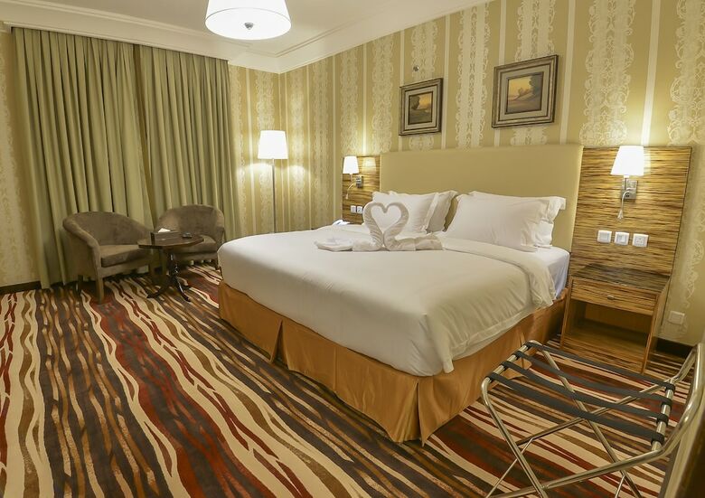 Crown Town Hotel
