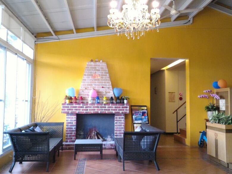 Bed & Breakfast Bohemian Holiday Inn