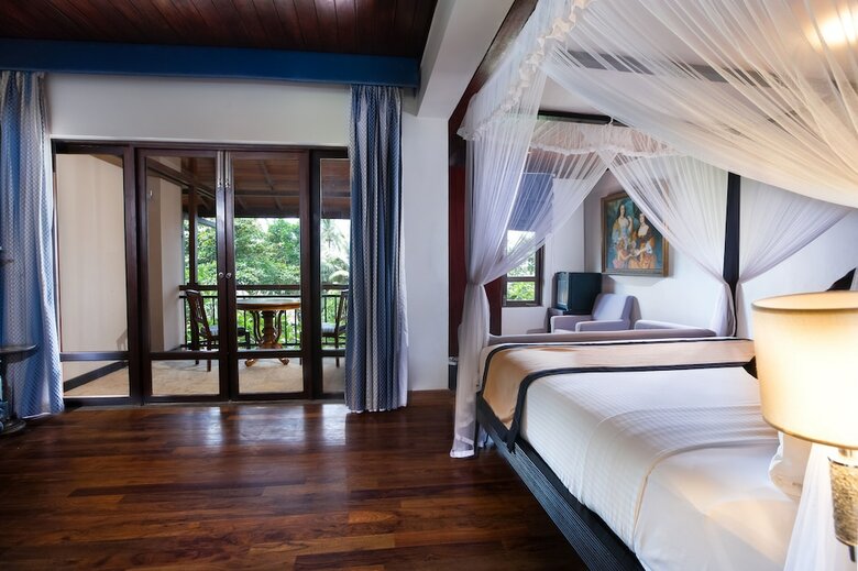 Earl's Reef Hotel