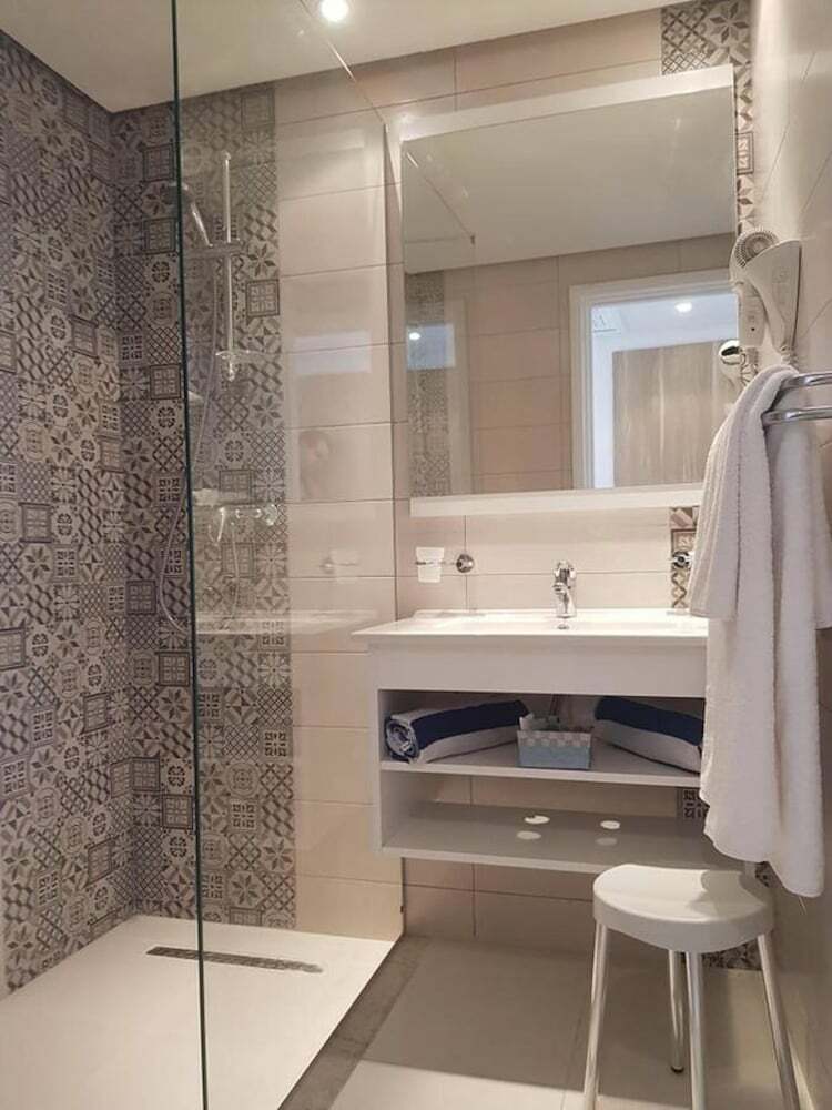 Nerolia Hotel And Spa - Families Only