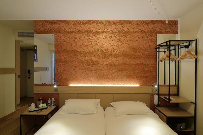 Hotel Hor Les Lumi�res