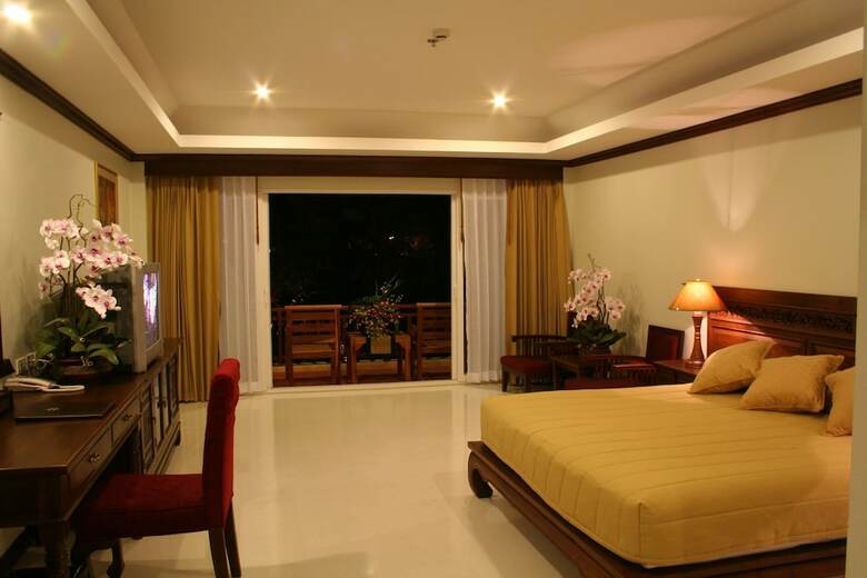 Hotel Avalon Beach Resort