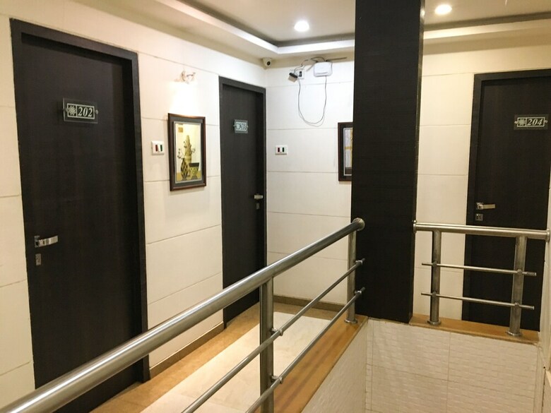 Hotel Bkc Palace
