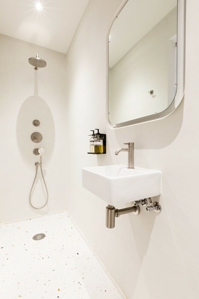 Kith & Kin Boutique Apartments