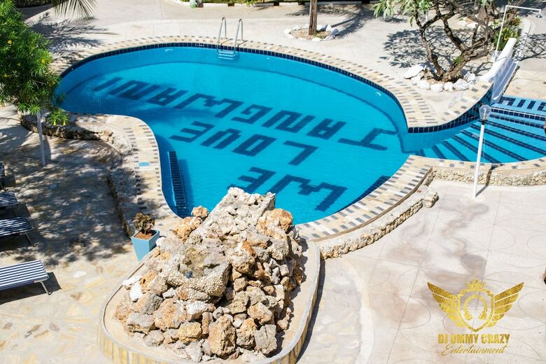 Apartamento Jangwani Sea Breeze Resort