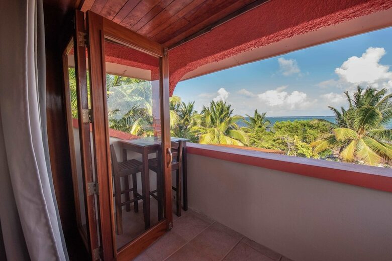 Hotel Bella Vista Guesthouse & Cabins