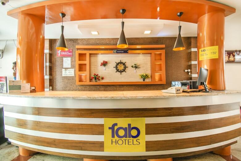 Fabhotel Sam Residency Gandhipuram