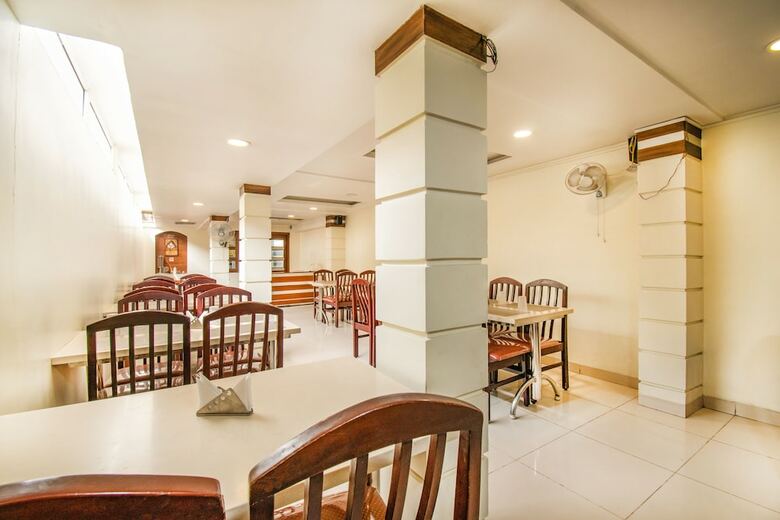 Fabhotel Sam Residency Gandhipuram