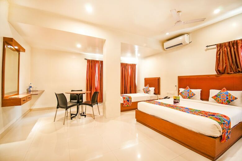 Fabhotel Sam Residency Gandhipuram
