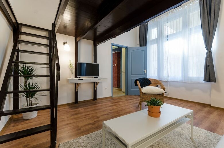 Chili Apartments