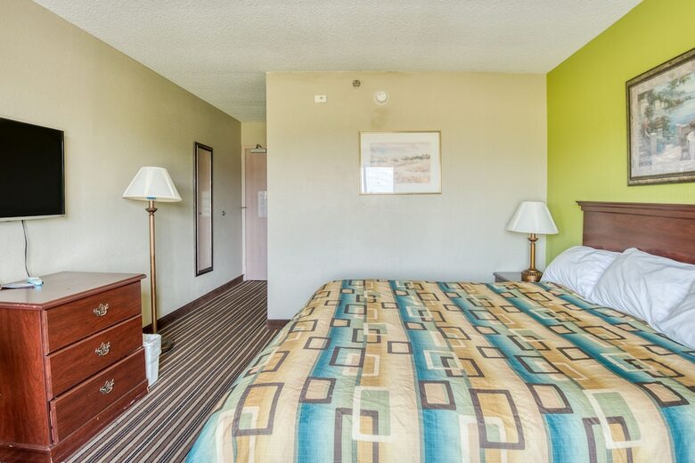 Motel Norcross Inn And Suites