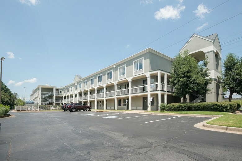 Motel Norcross Inn And Suites