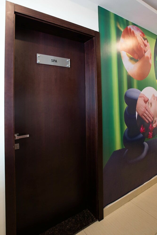 Hotel Loumage Comfort Aspire Tower