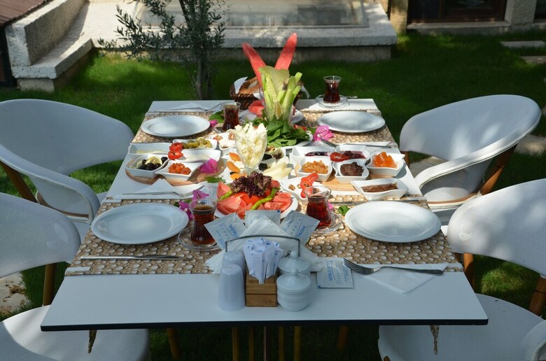World City Alacati Hotel