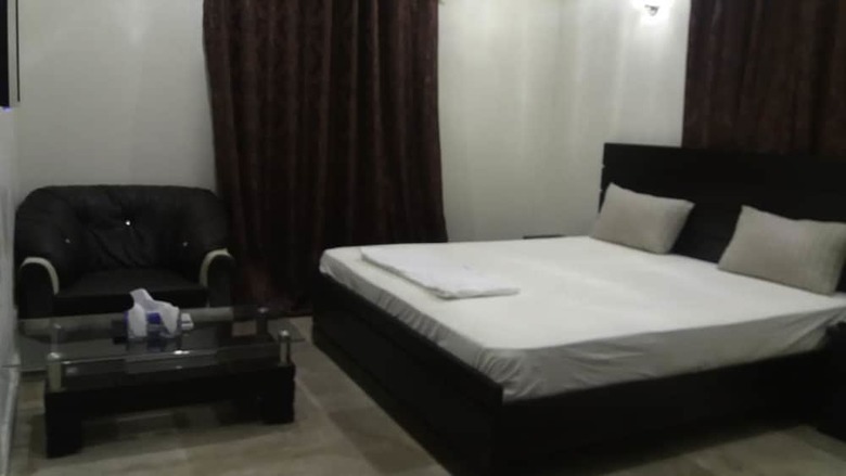 Hotel Elegant Palace Guest House