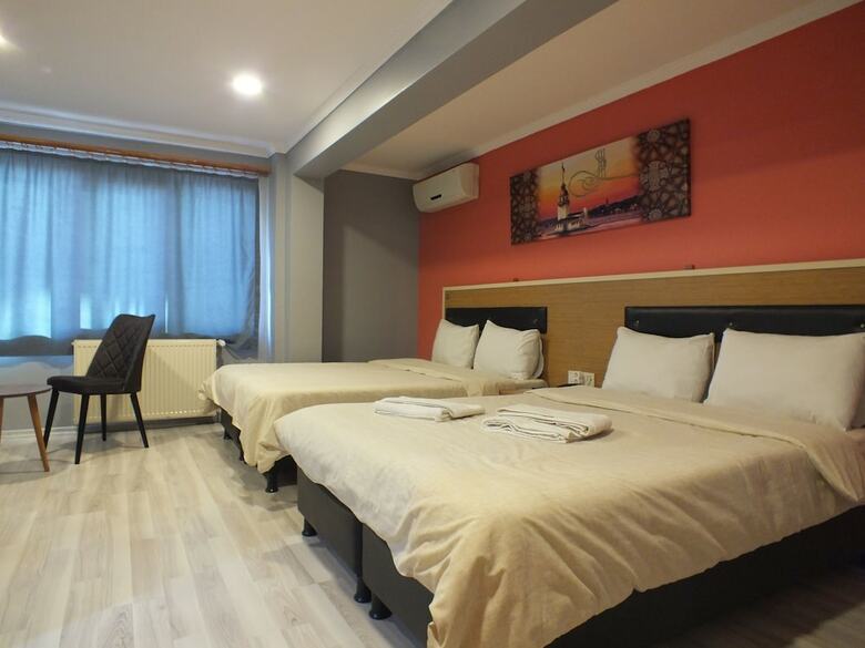 Naila Hotel