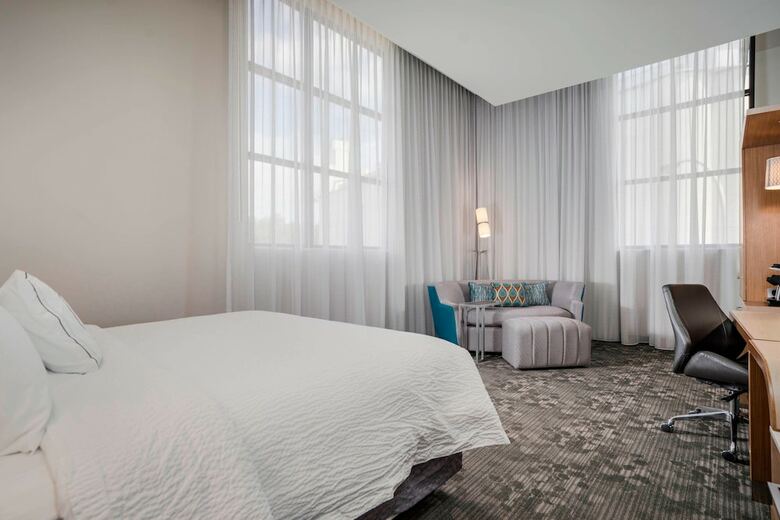 Hotel Courtyard By Marriott Niagara Falls Usa
