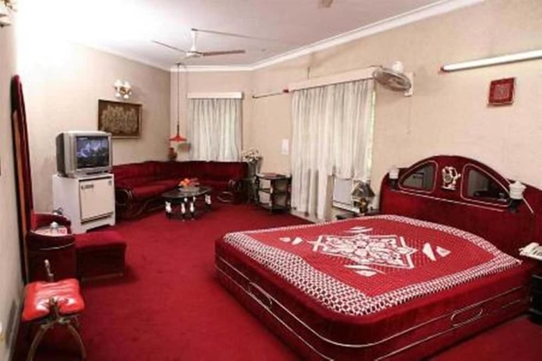 Hotel Zuzu Hemkunt