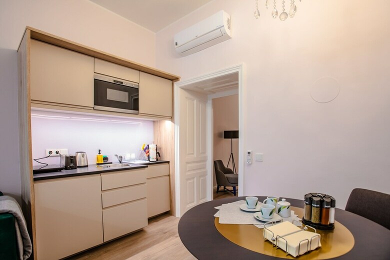 Apartamentos High Street Suites