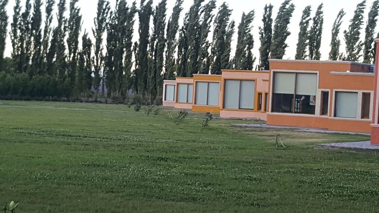 Complejo R�o Los Patos - Caba�as Y Hostel