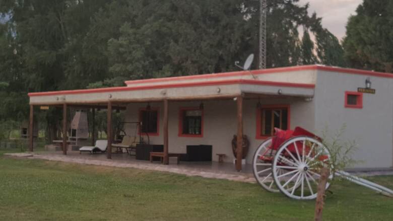 Complejo R�o Los Patos - Caba�as Y Hostel