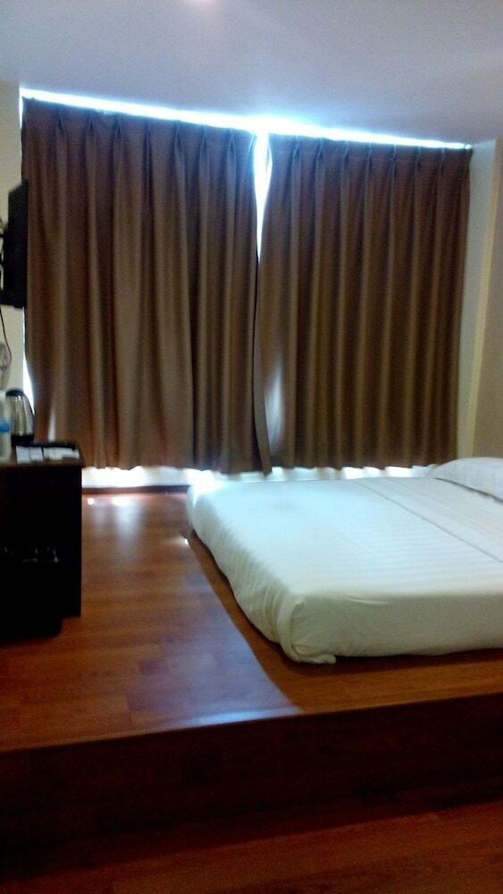 Hotel M Empire Motel