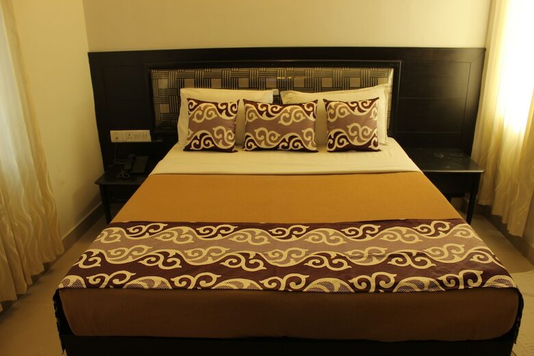 Hotel Mount Residency