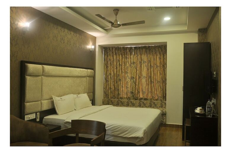 Hotel The Kings Park Residency