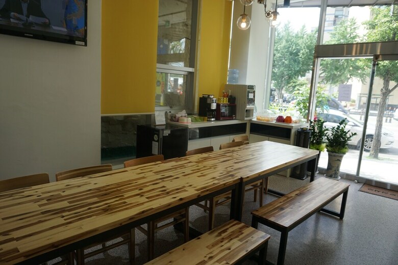 Hotel 24 Guesthouse Nampo Station