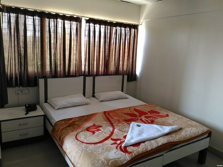 Hotel Bhola