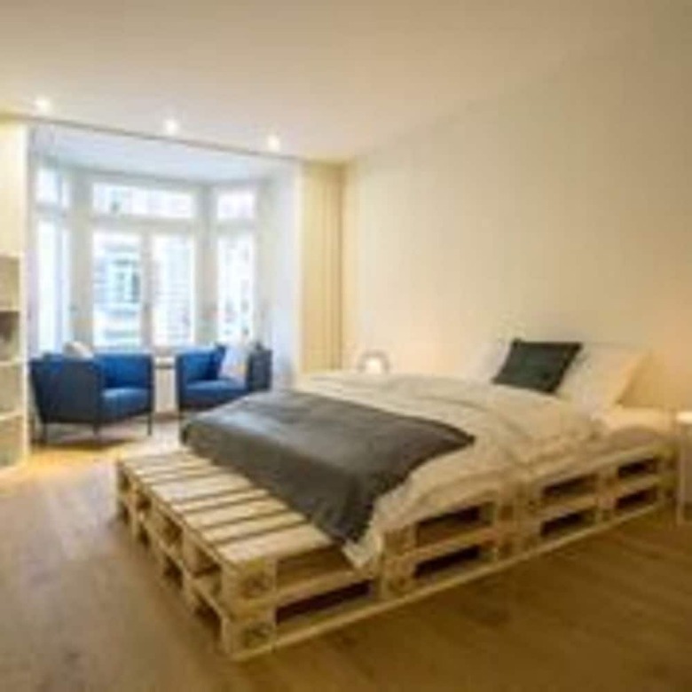 Keyforge City Apartments Waldst�tter 8