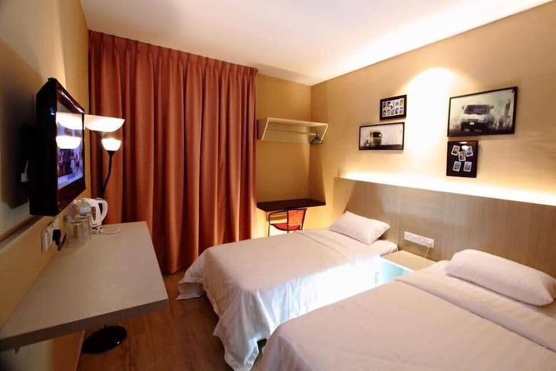 Hotel 91 Street Boutique Inn