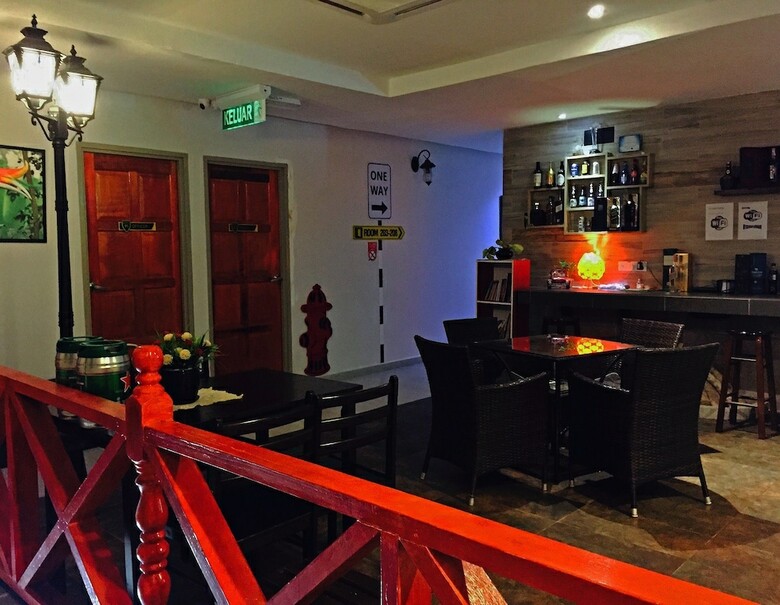 Hotel 91 Street Boutique Inn