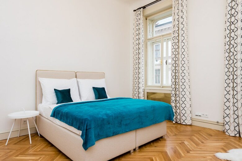 Empirent Grand Central Apartments