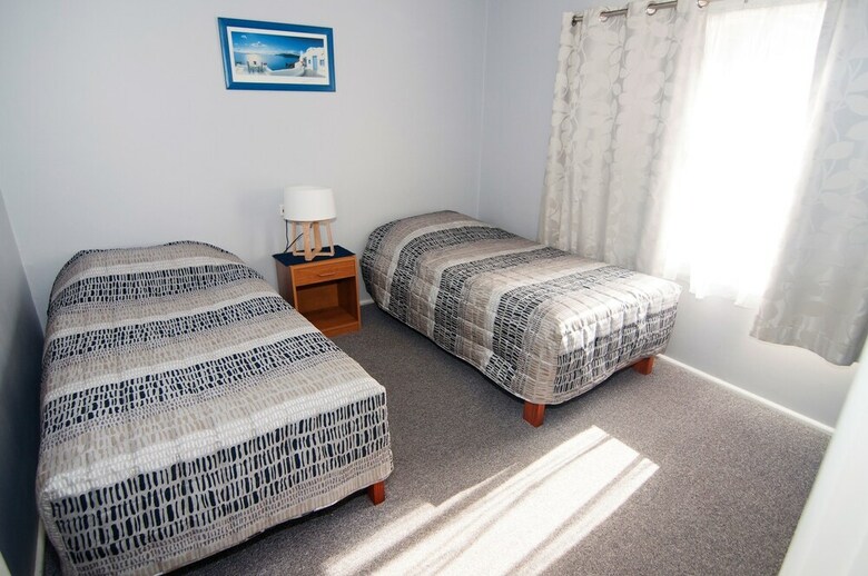 Cabana Laguna Lodge Holiday Units