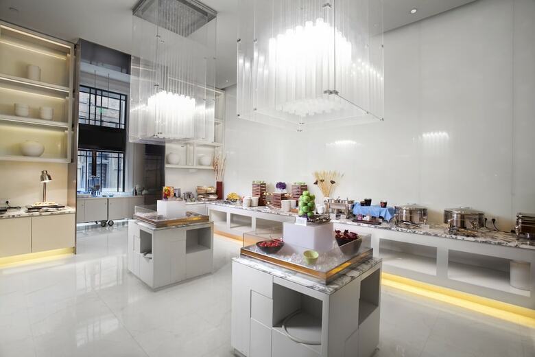 Hotel Golden Tulip Bund New Asia