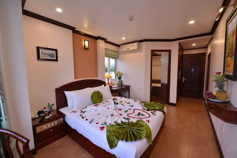 Blue Ha Noi Inn Legend Hotel