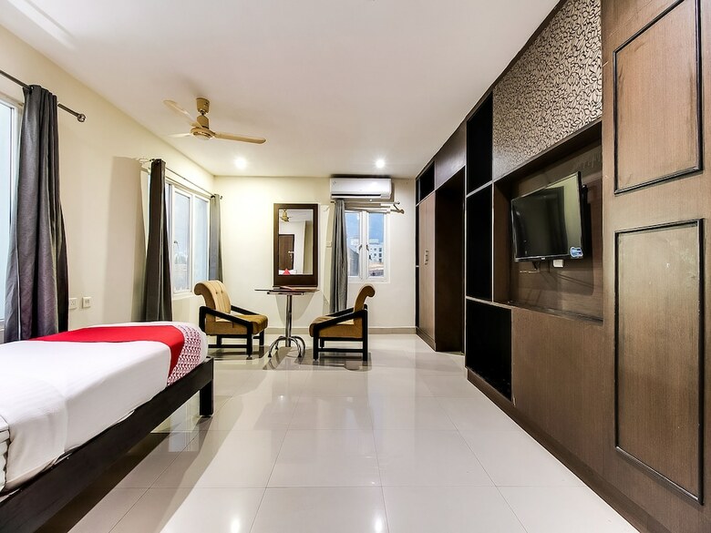 Hotel Oyo Flagship 060 Near Railway Station