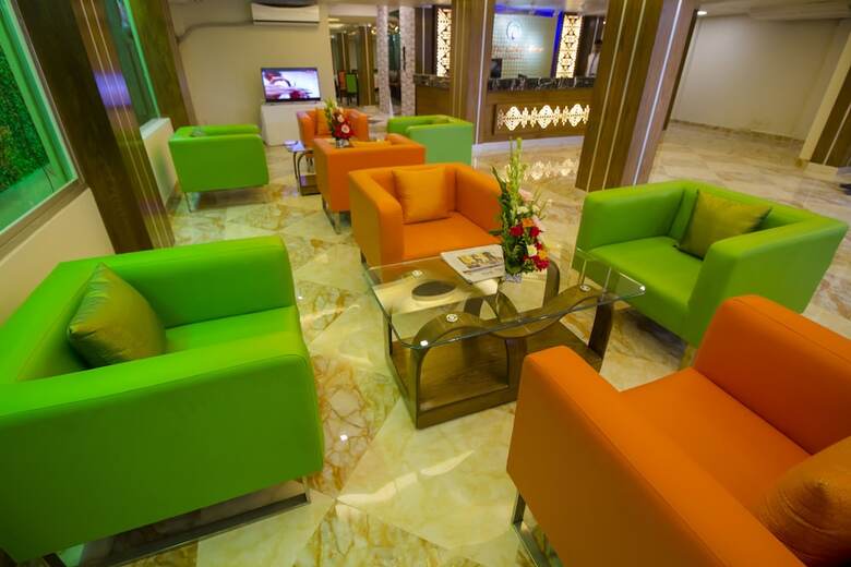 Pacific Lake View Hotel